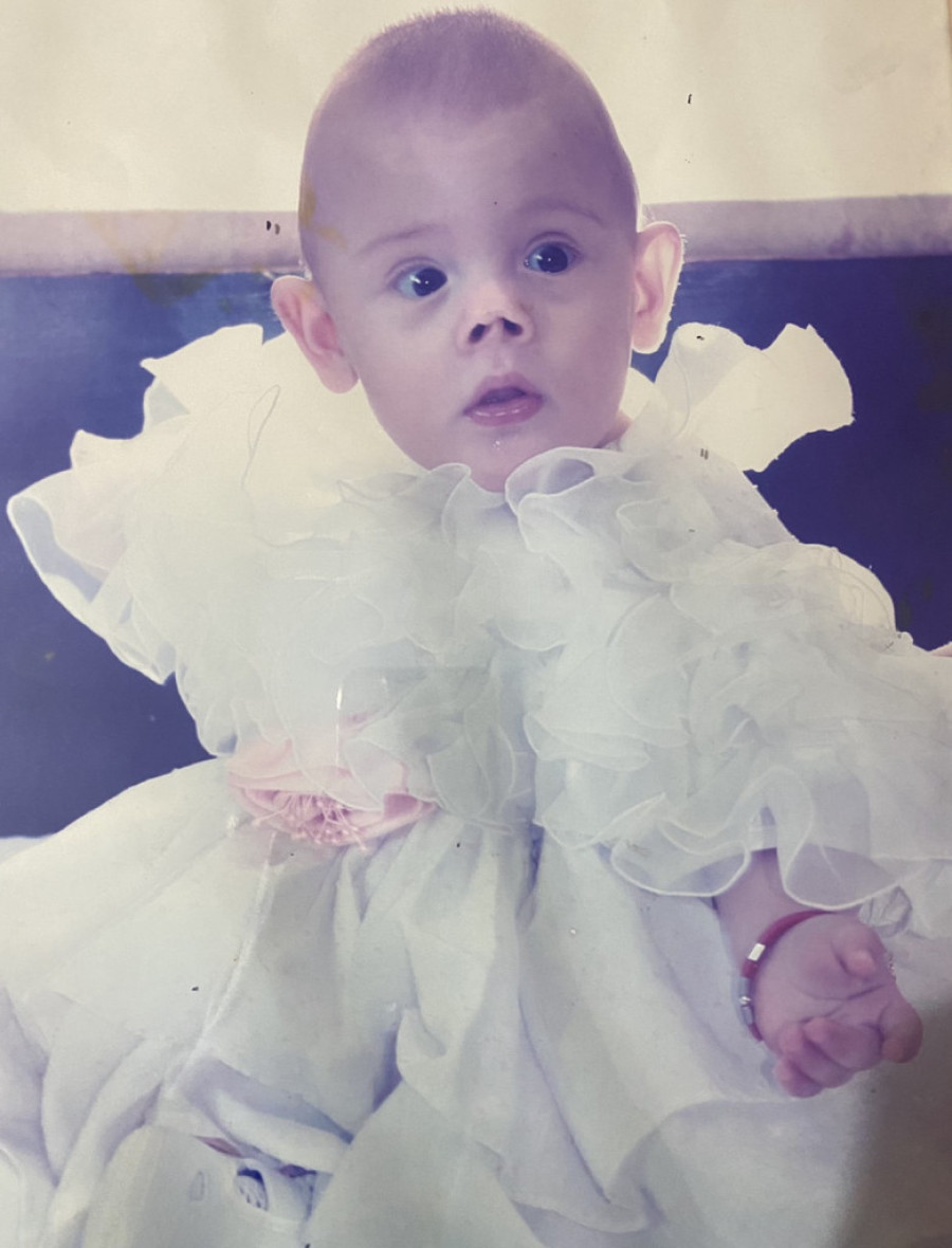 Rođena je sa svega 520 grama, a sada je ponosna maturantkinja!  Anastasija iz Čačka je naša heroina!(FOTO)