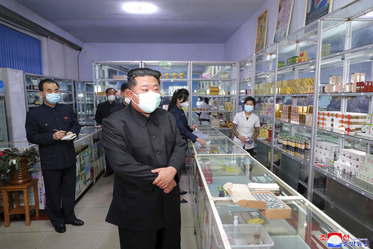 Šta se dešava u Severnoj Koreji? Vlasti ne objavljuju ime nove bolesti, ali se sumnja na nekoliko!