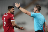 Mitrović će dobro upamtiti Španca Manzana! Najbolji strelac "orlova" mora da propusti meč sa Švedskom