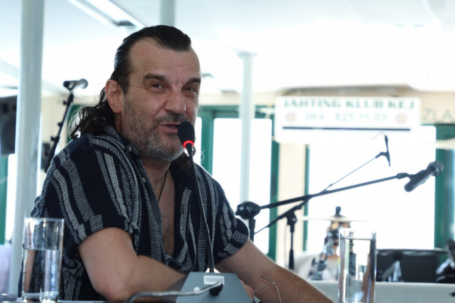 Nema kome se nije zamerila! Milica Pavlović u ratu sa pola estrade, svi joj krivi, a ona se ne stidi: Pokazala i šta im je uradila (VIDEO)