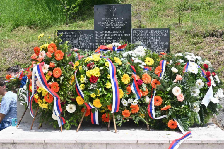 Sećanje na junake: Odata počast za 45 srpskih borca ubijenih kod Žepe