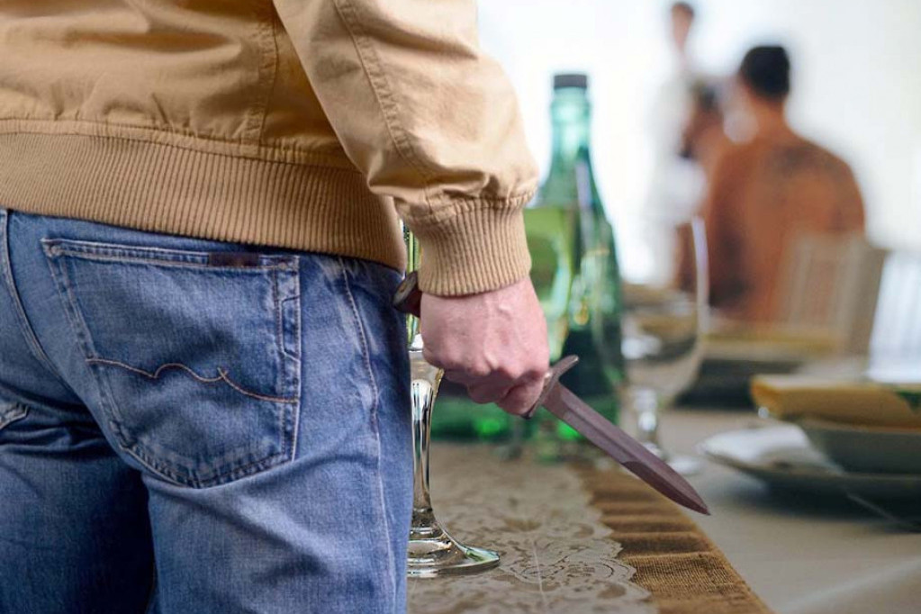 Voz ubio čoveka u Barajevu! Saobraćaj na pruzi Beograd-Bar obustavljen