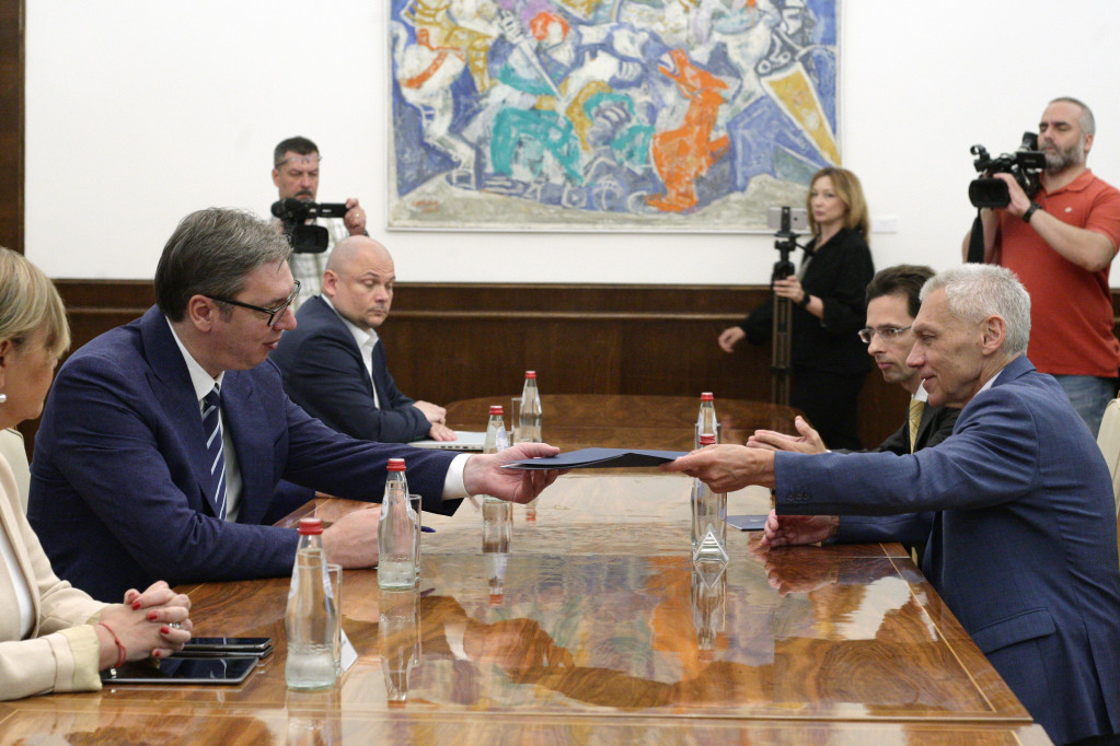 Sastali se predsednik Vučić i Bocan Harčenko: Poseta Lavrova otkazana