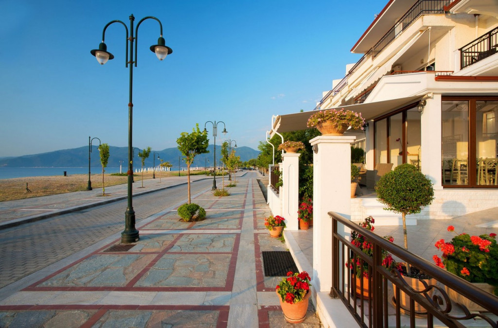 Pazite se prevaranata! Haraju internetom i nude nepostojeće aranžmane pa nestanu sa parama: Evo šta da radite ako upadnete u njihove kandže!