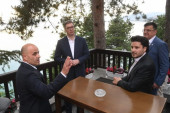 "Uz predivan pogled na Ohridsko jezero" Predsednik Vučić razgovarao sa Ramom, Kovačevskim, Abazovićem i Tegeltijom o situaciji u regionu!