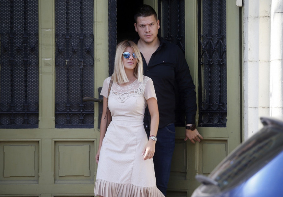 Sloba brani Kiji da ga pominje, preti joj i tužbom: Šok obrt u jeku skandala Kockareve i Kaće!