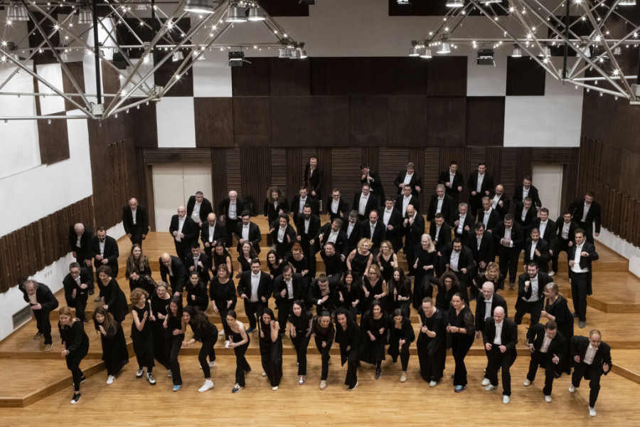 Spektakl u Novom Sadu o kome će se pričati: Jedan dirigent, dva orkestra, devet simfonija, 200 izvođača