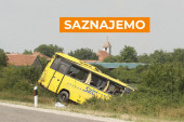 Ima više žrtava stravične nesreće kod Šimanovaca? Jedna osoba se vodi kao nestala - sumnja se da je ispod olupine minibusa! (FOTO/VIDEO)