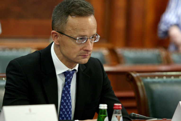 UN, Turska i Ukrajina dogovorile plan za kretanje 16 brodova