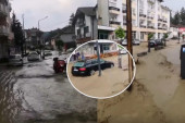 U Čeliću proglašeno stanje prirodne nesreće: Voda nosi automobile, preko 200 kuća potopljeno