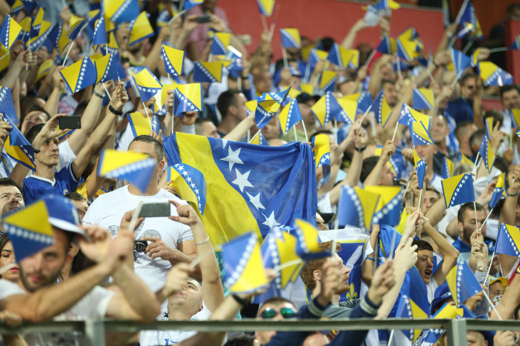 Grobari u transu: Oglasio se crno-beli džoker sa tribina