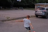 Partizanovo dete uradilo na ulici nemoguće! Ponosni deda objavio majstoriju unuka (VIDEO)