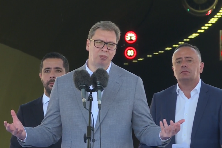 Vučić zapretio "večitima": Poreze ćete platiti, sa svim kamatama