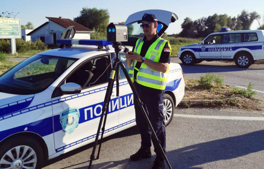 Vetar nosi sve pred sobom: Košava širom Srbije sa udarima do 90 km/h, nadležni upozoravaju na oprez