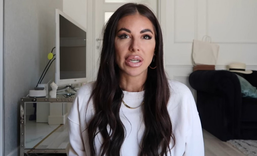 Zorannah urnisali zbog bujnog poprsja, a ona ponosno priznaje: Imam 600 kubika, sebi sam savršena (FOTO)