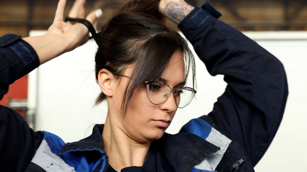 Jelena bila jedina žena varilac na takmičenju u Kini: Sada vari bagere u Srbiji i prkosi predrasudama! (VIDEO)