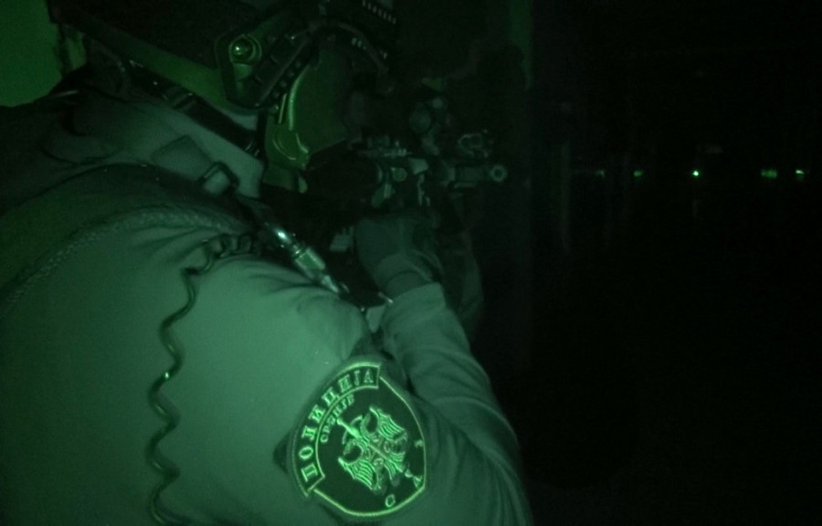 Detalji pucnjave kod Majdanpeka: Starac (89) ubio bračni par, čitavo selo je blokirano, na mesto zločina krenuli i pripadnici SAJ-a