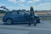 Težak udes na Ibarskoj magistrali: Sudarili se traktor i auto, ima povređenih (FOTO/VIDEO)