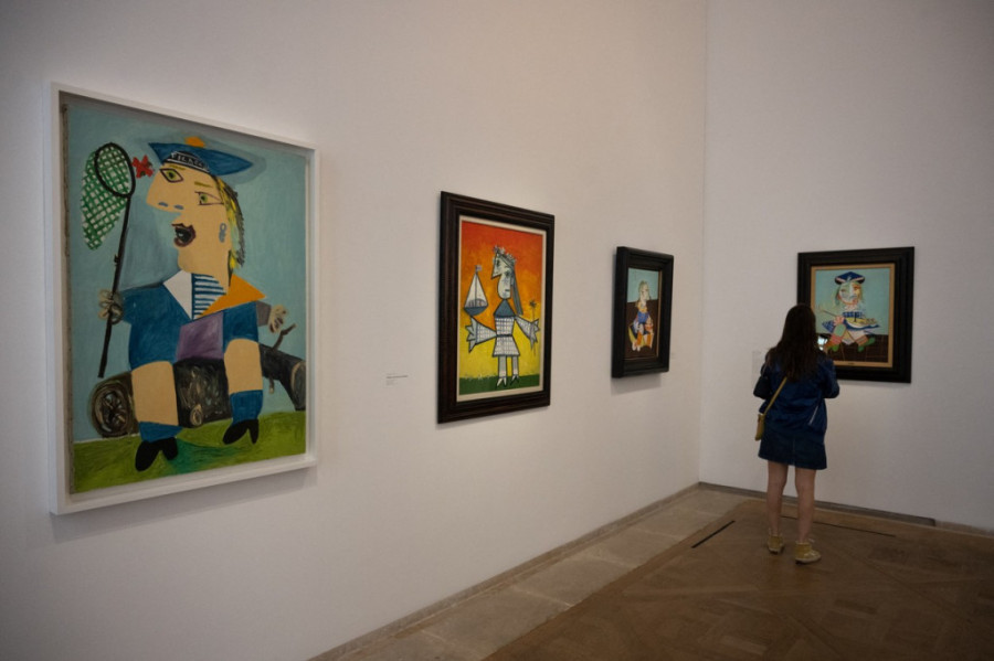 Pikasova dela koja je stvarao sa ćerkom prvi put u javnosti: Dirljivi trenuci zabeleženi na slikama (FOTO)