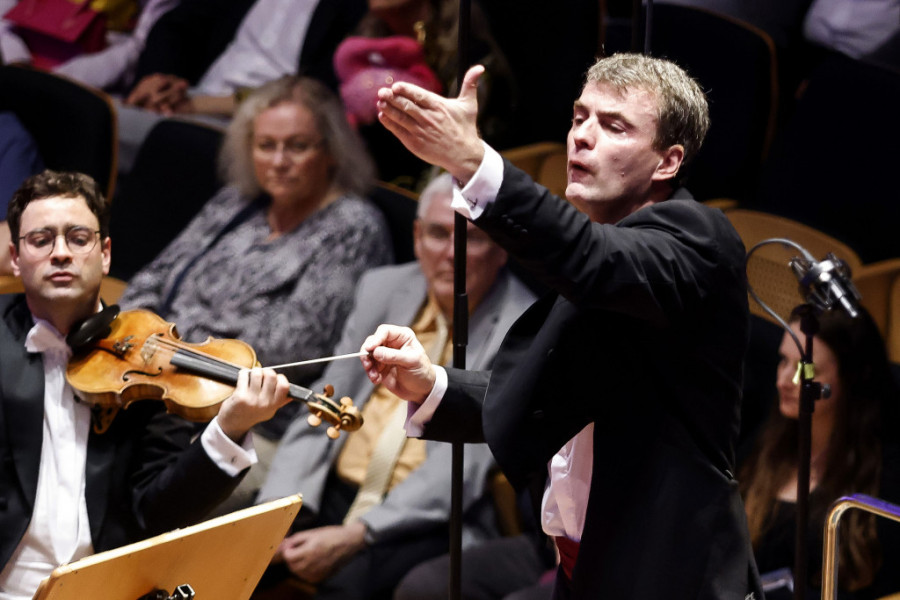 Desetominutne ovacije za Beogradsku filharmoniju u Dortmundu: Felc dirigovao više od 7 sati (FOTO/VIDEO)