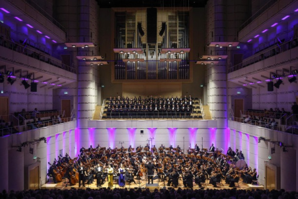 Desetominutne ovacije za Beogradsku filharmoniju u Dortmundu: Felc dirigovao više od 7 sati (FOTO/VIDEO)