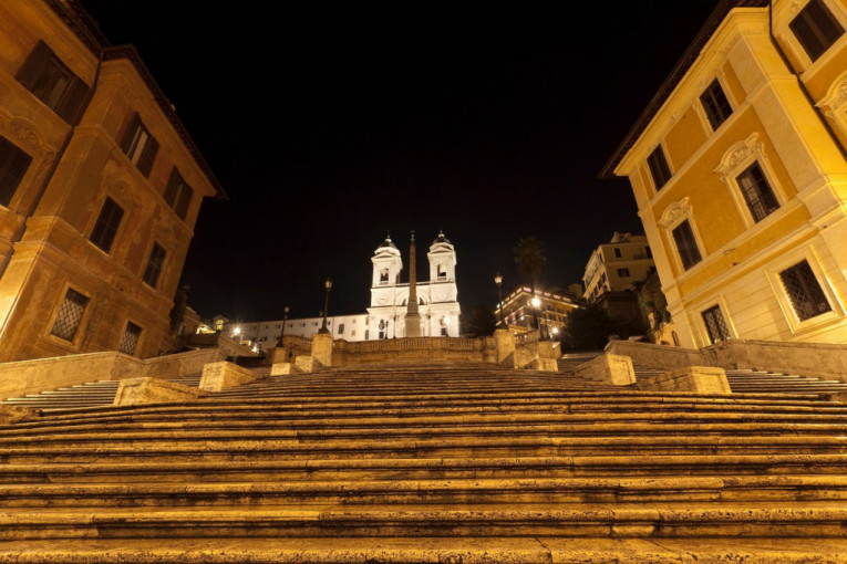 Atrakcija koja privlači turiste iz celog sveta: Ove stepenice su najšire u Evropi, i mamac su za zaljubljene parove