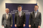 U Briselu završen trilateralni sastanak: Petković i Bisljimi sa Lajčakom o implementaciji sporazuma