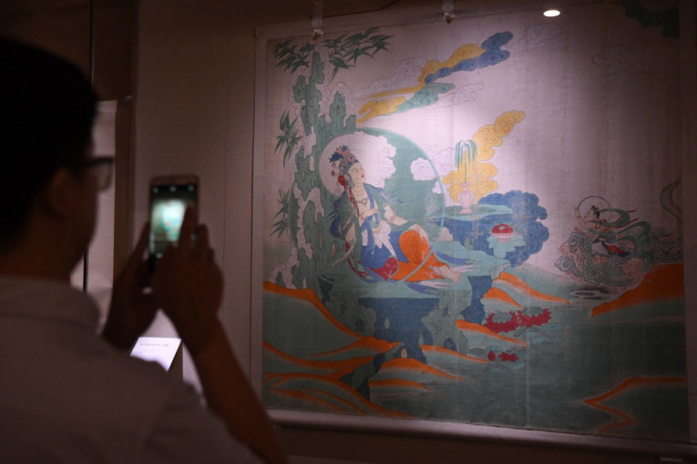 Tajanstveni umetnik čije slike dostižu vrtoglave cene: Ko je kineski Pikaso? (FOTO)