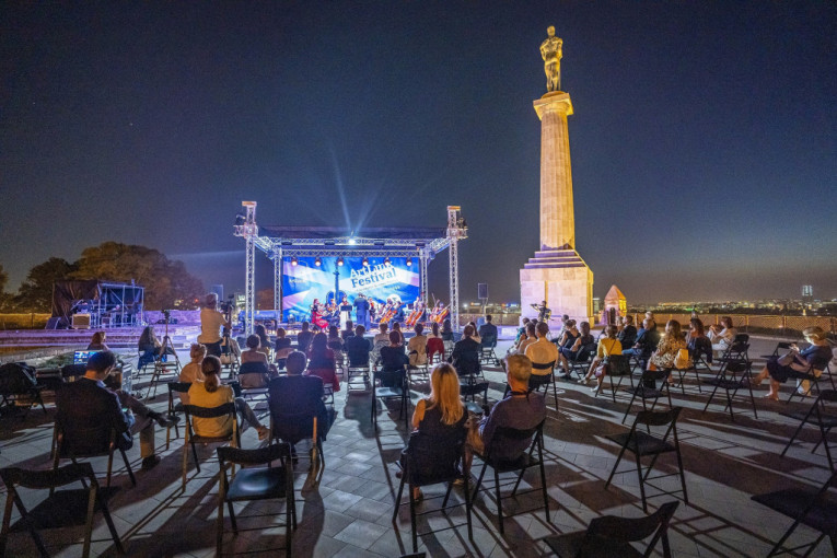 Svetska atrakcija na Beogradskoj tvrđavi: Tri brata i zet otvaraju Art Link Festival (FOTO/VIDEO)
