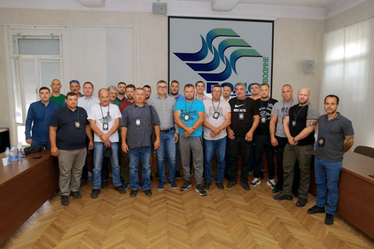 Ribočuvarska služba JVP „Vode Vojvodine“  brojnija za 27 ribočuvara – volontera