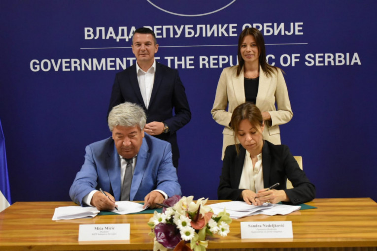 Potpisani ugovori za izgradnju kanalizacione mreže u Gornjem Milanovcu