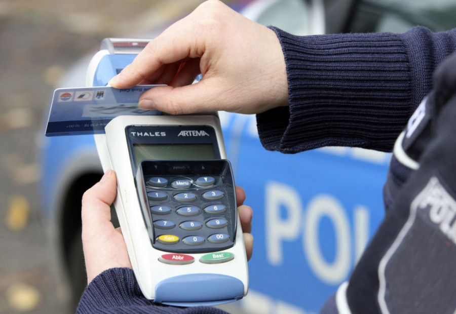 Dao je devojci karticu i debelo zažalio: Student proživeo pakao, o njegovoj ispovesti bruje svi!