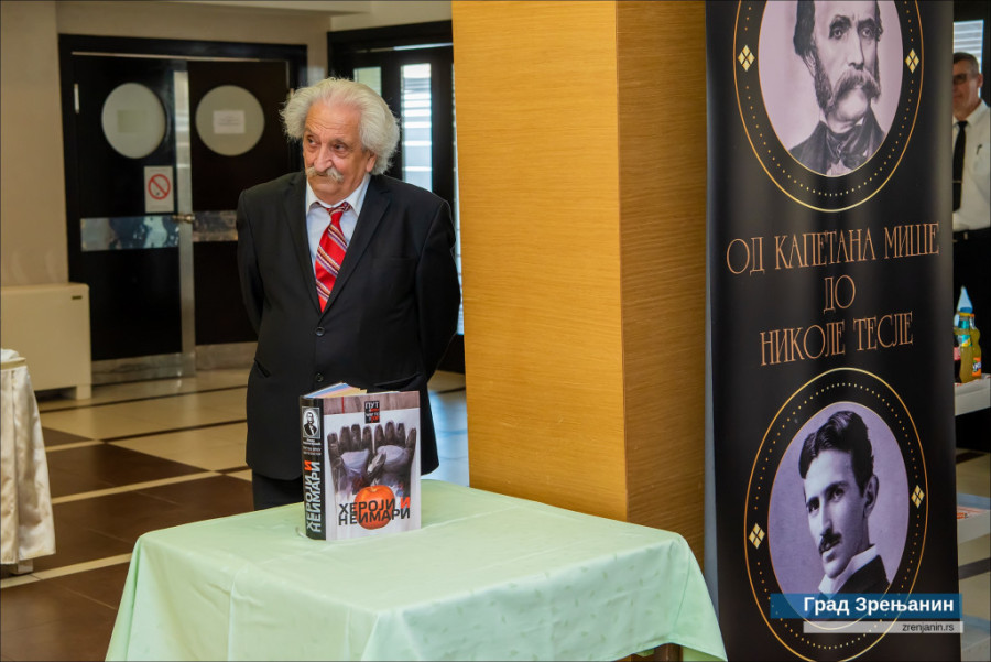 24SEDAM ZRENJANIN Gradonačelnik Simo Salapura prisustvovao svečanosti ustanovljenja kosmopolitskog priznanja “Nikola Tesla”