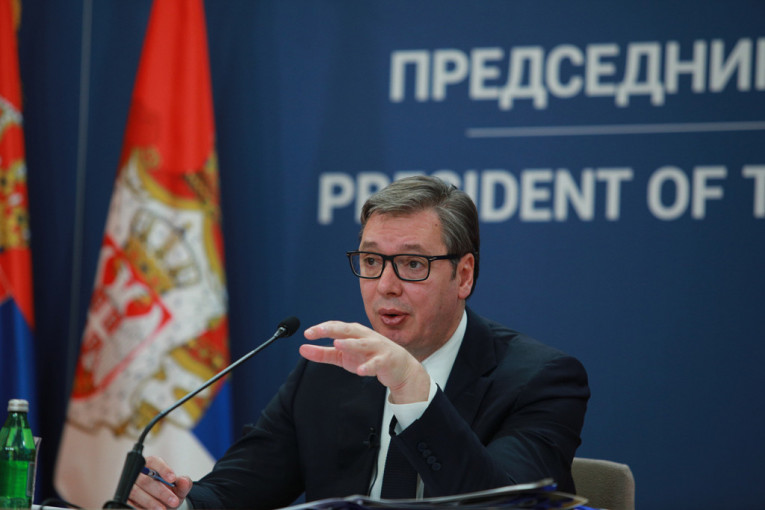 Nakon sastanka sa Vučićem: Fijat pustio nalog bankama za uplatu otpremnina radnicima Fijata