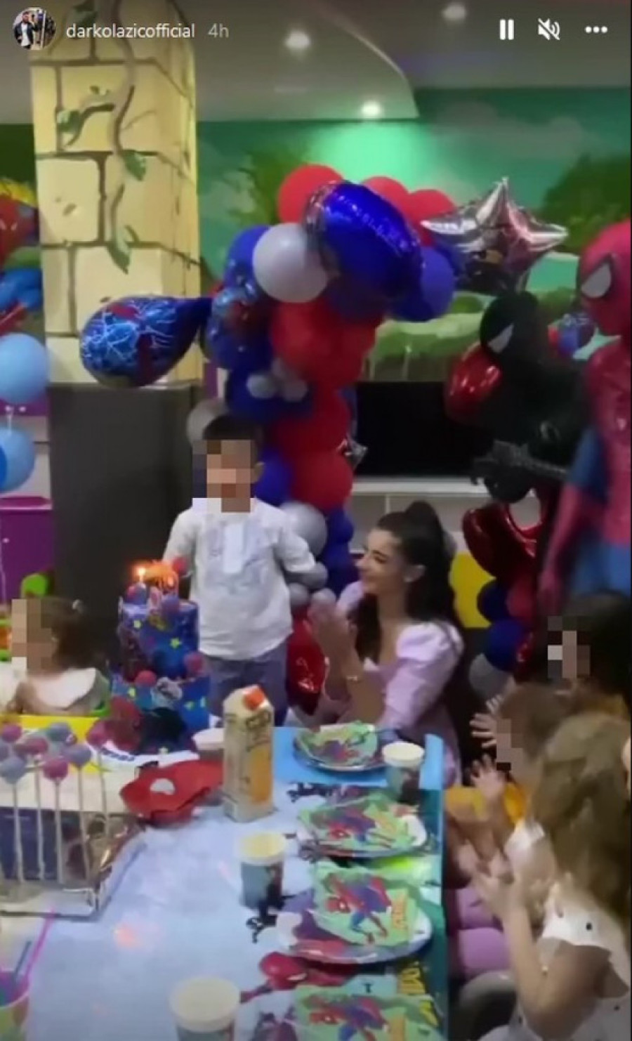 Darko Lazić sa bivšom verenicom slavio sinu rođendan: Ostavili svađu po strani, napravili žurku za pamćenje! (FOTO)