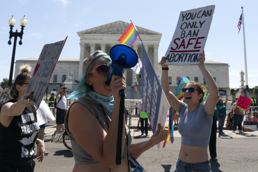 Burne reakcije širom sveta: Kako je planeta reagovala na odluku američkog suda da zabrani abortus