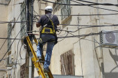 Nezapamćena tragedija: Radnika "Elektrodistribucije" udarila struja!