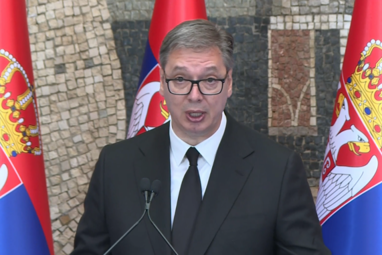 UŽIVO Velika svečanost u Palati Srbija: Predsednik Vučić uručuje vidovdanska odlikovanja (FOTO/VIDEO)