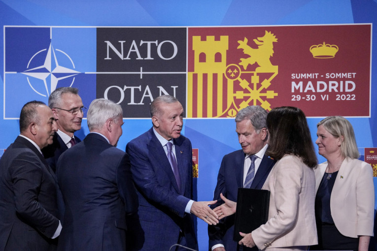 Švedska i Finska korak bliže NATO-u: Sve članice potpisale protokol o pristupanju