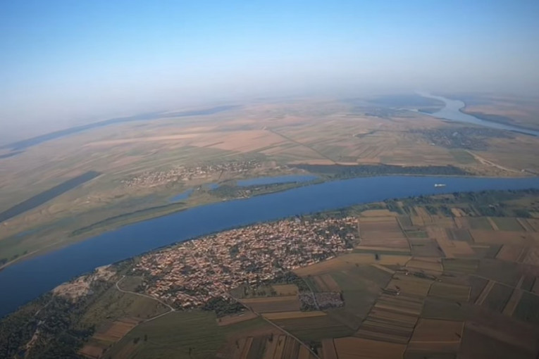 24SEDAM NEGOTIN Na Kusjaku održana manifestacija „Dunav je moje more“