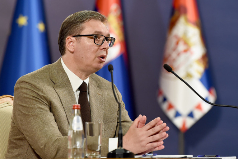 Predsednik Vučić poslao poruku pred posetu Ivanjici i Moravičkom okrugu: Rad i borba uvek donose rezultate (FOTO)