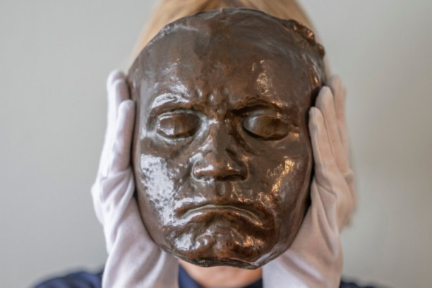 Kako je izgledalo lice Betovena: Maska čuvenog kompozitora na Londonskoj nedelji umetnosti (FOTO)