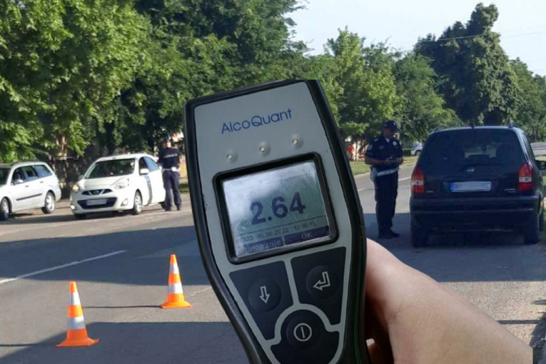 Za osam sati policija otkrila preko hiljadu prekršaja u Novom Sadu i Valjevu: Vozio sa 2,64 promila alkohola u krvi!