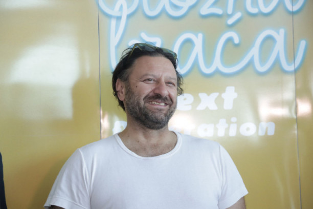 24sedam na snimanju serije "Složna braća": Ludilo kreće uzlaznom putanjom (FOTO)