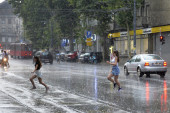 Ovog leta spremite kišobrane: Detaljna vremenska prognoza kaže da će avgust biti najtopliji!