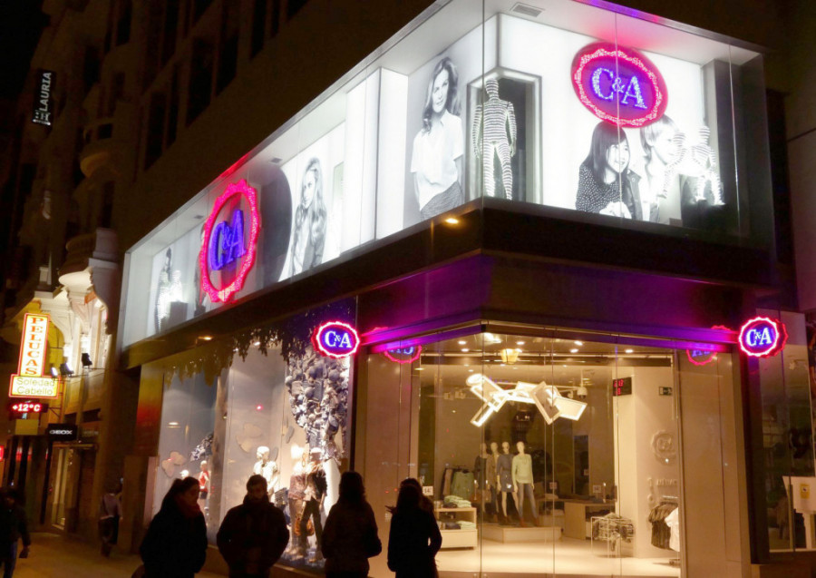 24sedam u "propalom" C&A: Kupovina na sitno, i na sopstveni rizik!