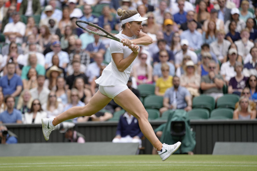 Žrtvovala je telo zbog karijere, a skandalima je dopustila da je udalje od terena (FOTO/VIDEO)