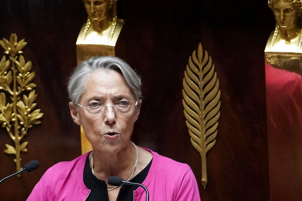 Elizabet Born ostaje francuska premijerka