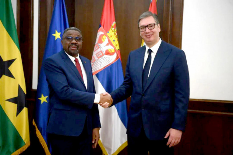 Vučić zahvalio Žezusu na podršci suverenitetu Srbije