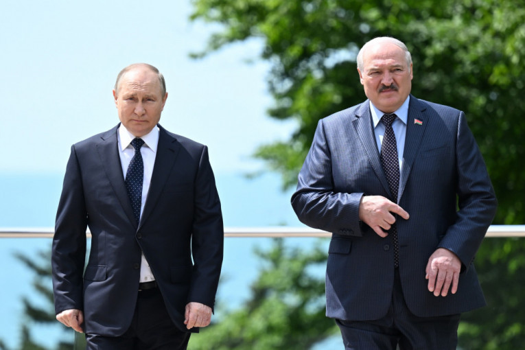 Kijev provocira Lukašenka, Minsk je kao tempirana bomba: Šta bi se desilo ako bi se Belorusija uključila u sukob u Ukrajini?